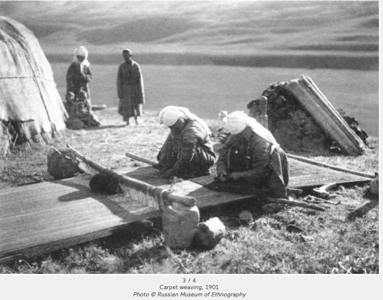 Carpet weaving 1901